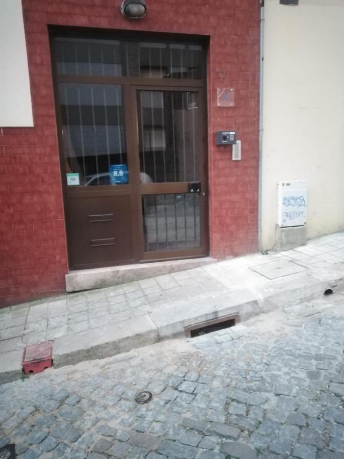 City Drops Hostel Aliados Private Room OOporto Esterno foto