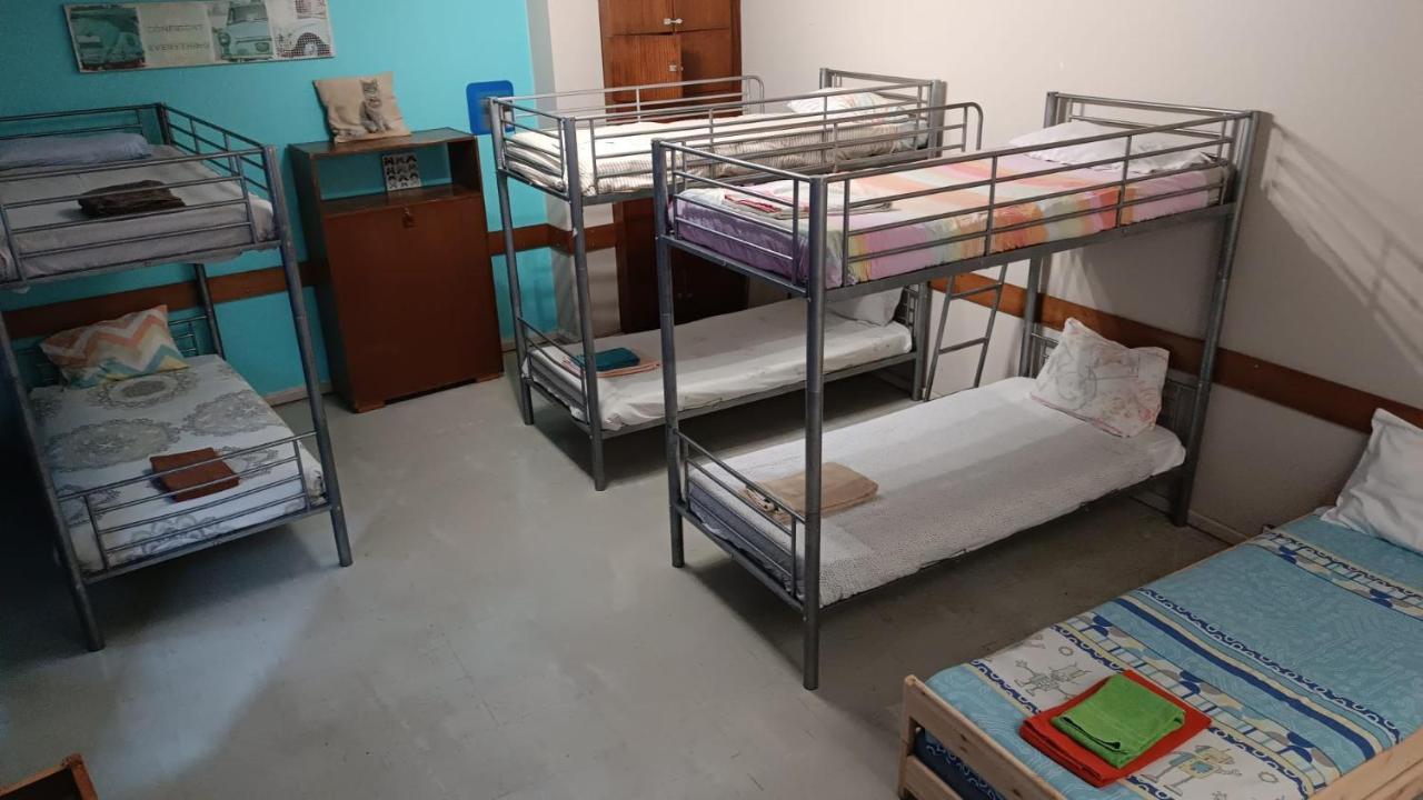 City Drops Hostel Aliados Private Room OOporto Esterno foto